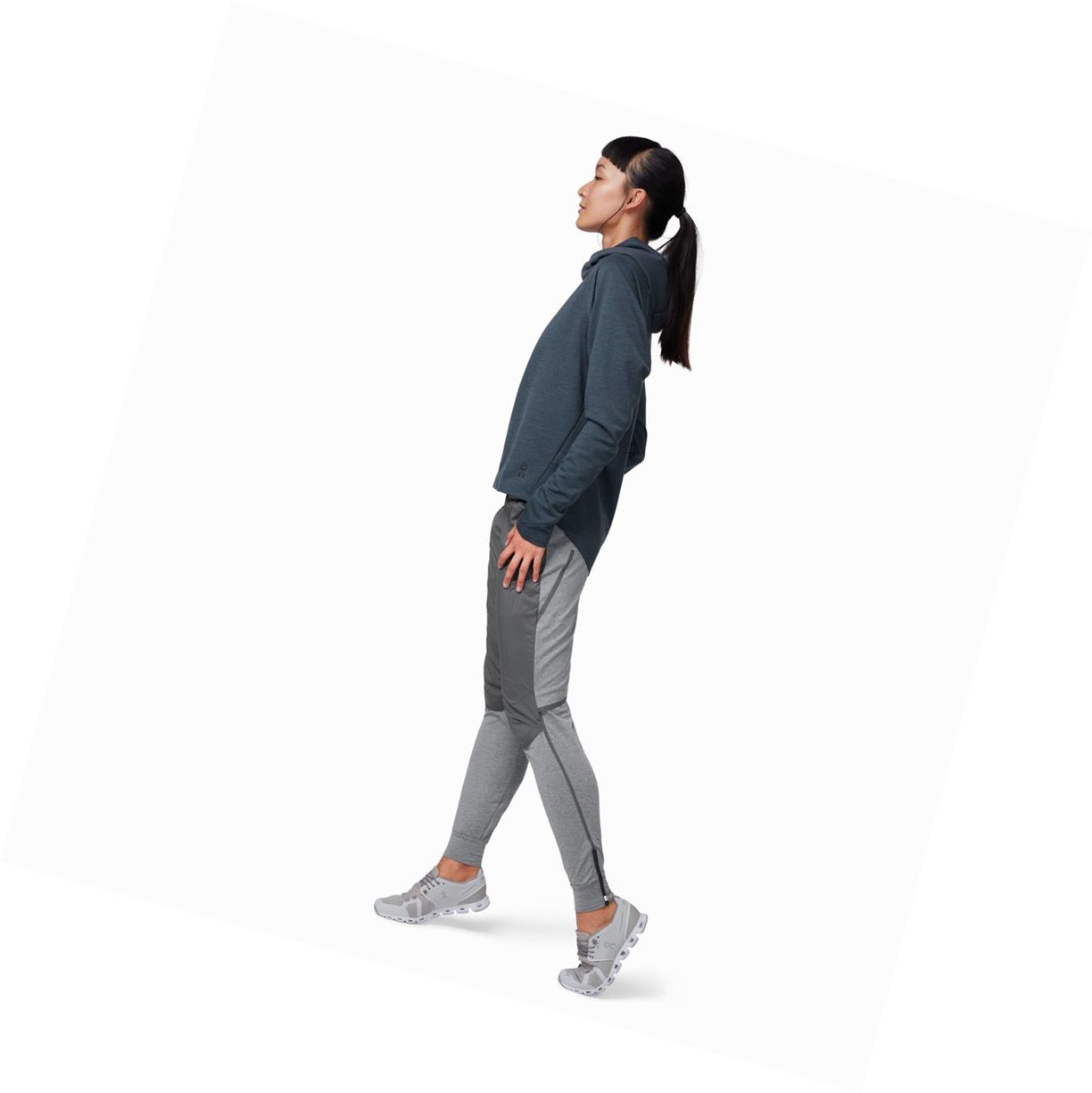 Felpa Con Cappuccio Donna On Ginnastica & Corsa Blu Marino | 34CRAIVDU