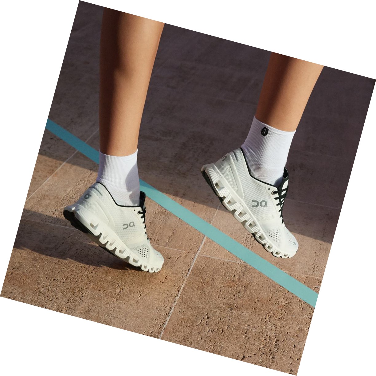 Scarpe da Allenamento Donna On Cloud X Bianche Nere | 20GYOLDPX